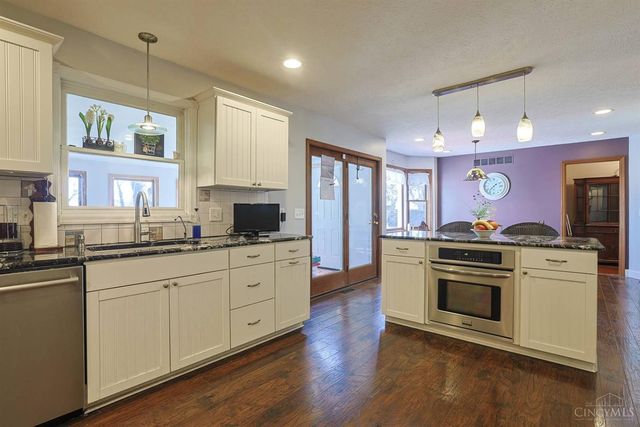 125 Hopping Court, Harrison, OH 45030