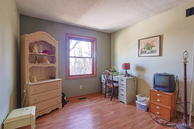 125 Hopping Court, Harrison, OH 45030