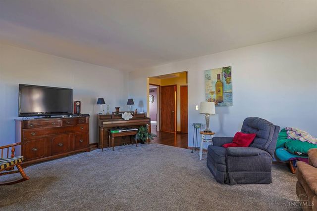 125 Hopping Court, Harrison, OH 45030