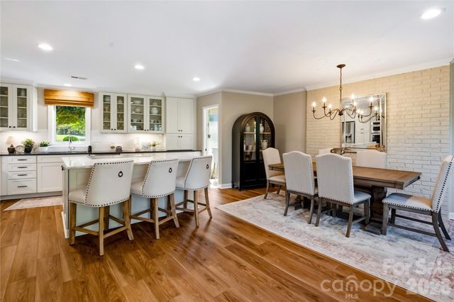 8172 Malibu Pointe Lane, Denver, NC 28037