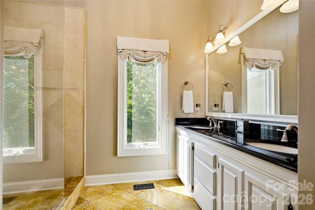 8172 Malibu Pointe Lane, Denver, NC 28037