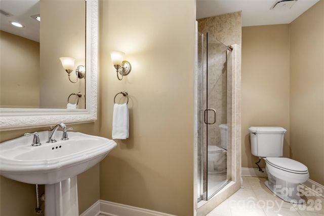 8172 Malibu Pointe Lane, Denver, NC 28037