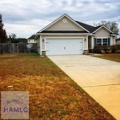 203 Cumberland Drive NE, Ludowici, GA 31316
