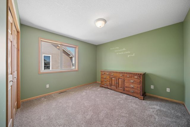 1017 Provence Lane, Belle Plaine, MN 56011