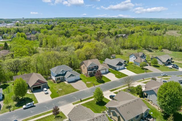 1017 Provence Lane, Belle Plaine, MN 56011