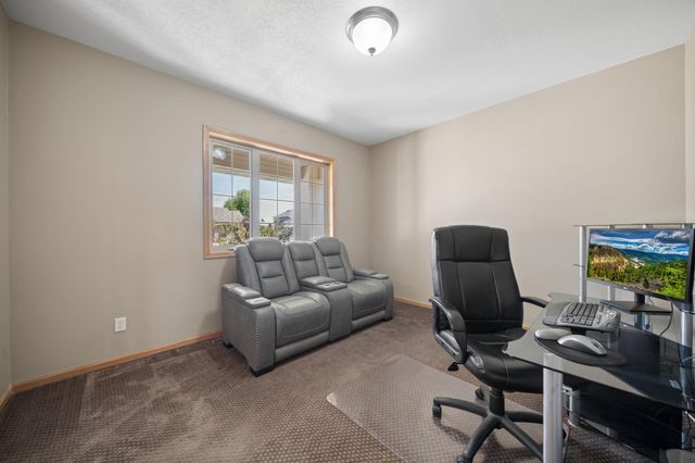 1017 Provence Lane, Belle Plaine, MN 56011