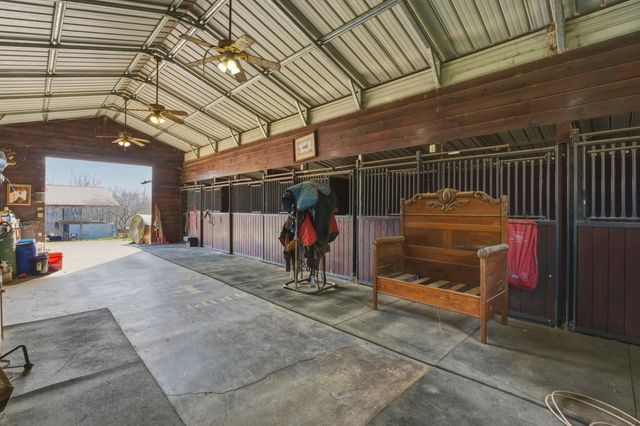 160 Eubanks Farm Road, Inman, SC 29349