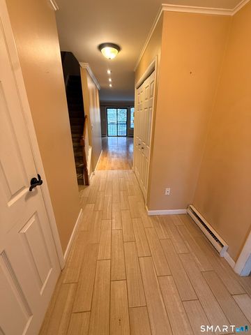 23 Margo Court 23, Cromwell, CT 06416