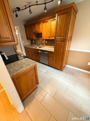 23 Margo Court 23, Cromwell, CT 06416