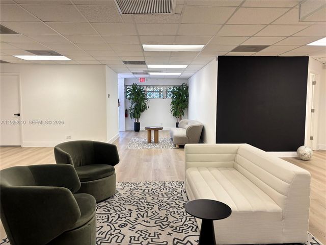 901 NE 79th St, Miami, FL 33138