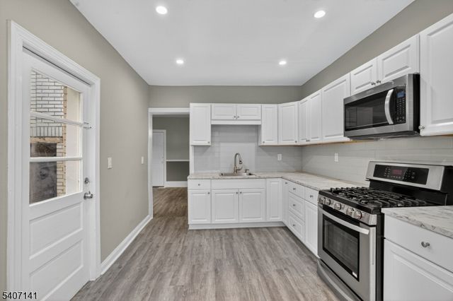 21 Reese Ct, Phillipsburg Town, NJ 08865