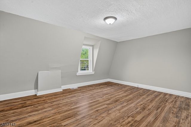 21 Reese Ct, Phillipsburg Town, NJ 08865