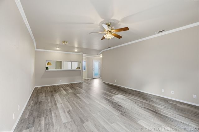 8421 S 84th East Place, Tulsa, OK 74133