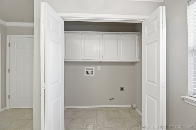 8421 S 84th East Place, Tulsa, OK 74133