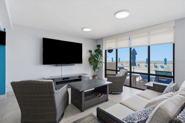 5396 GULF BOULEVARD 304, St Pete Beach, FL 33706