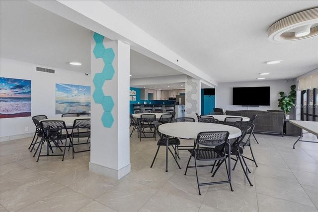 5396 GULF BOULEVARD 304, St Pete Beach, FL 33706