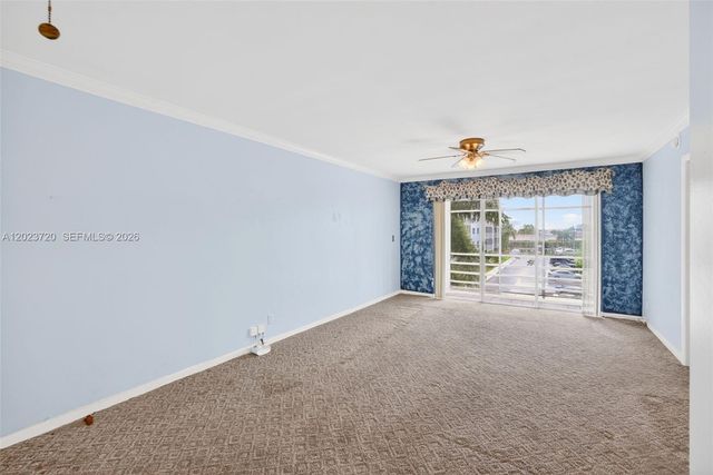 3040 NE 16th Ave 310, Oakland Park, FL 33334