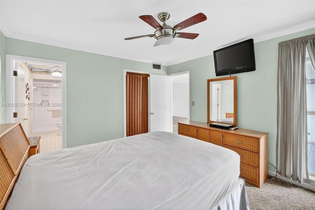 3040 NE 16th Ave 310, Oakland Park, FL 33334