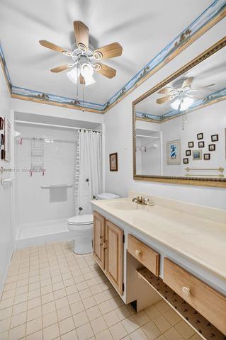 3040 NE 16th Ave 310, Oakland Park, FL 33334