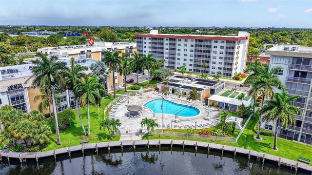 3040 NE 16th Ave 310, Oakland Park, FL 33334