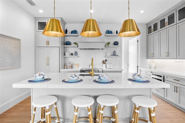 243 S HARBOR DRIVE, Holmes Beach, FL 34217