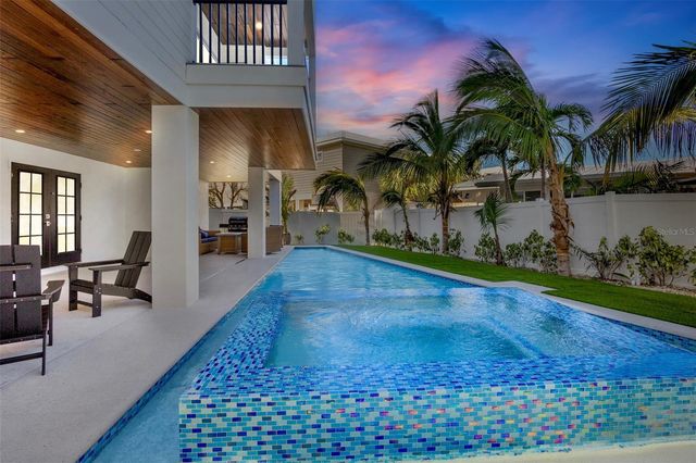 243 S HARBOR DRIVE, Holmes Beach, FL 34217