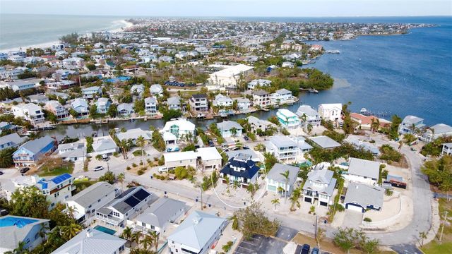 243 S HARBOR DRIVE, Holmes Beach, FL 34217