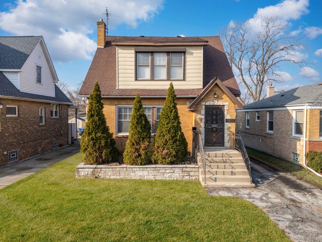 1908 S 23rd Avenue, Maywood, IL 60153