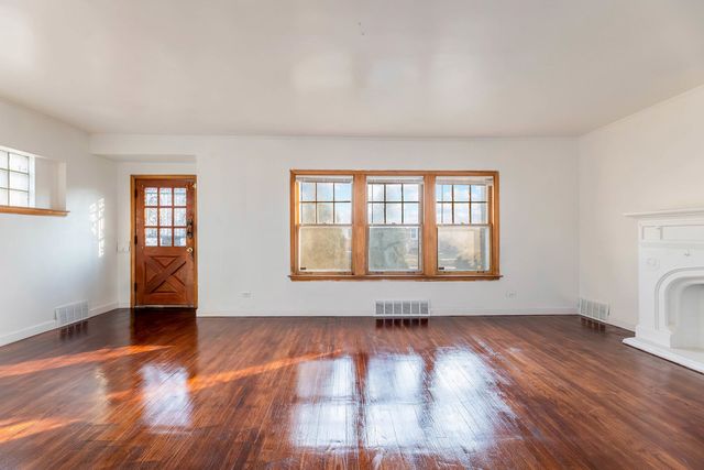 1908 S 23rd Avenue, Maywood, IL 60153