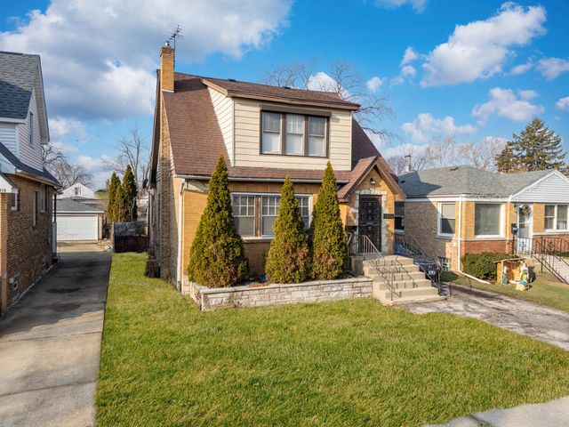 1908 S 23rd Avenue, Maywood, IL 60153