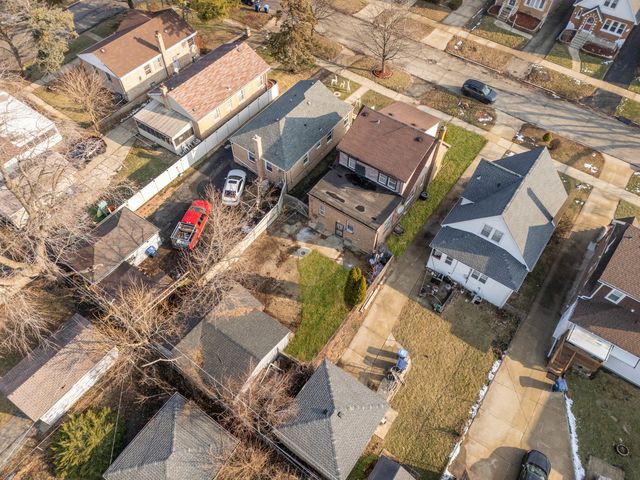 1908 S 23rd Avenue, Maywood, IL 60153