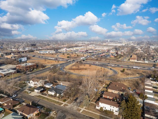 1908 S 23rd Avenue, Maywood, IL 60153