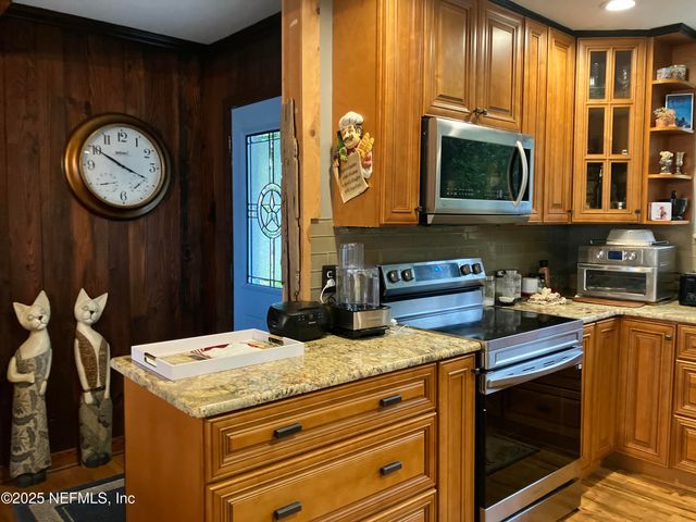 1375 CEDAR BAY Road, Jacksonville, FL 32218