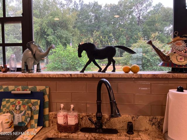 1375 CEDAR BAY Road, Jacksonville, FL 32218