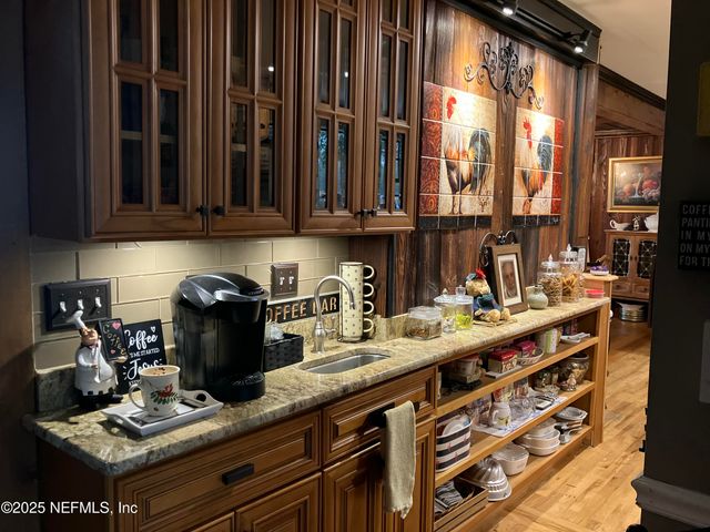 1375 CEDAR BAY Road, Jacksonville, FL 32218