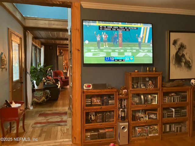 1375 CEDAR BAY Road, Jacksonville, FL 32218