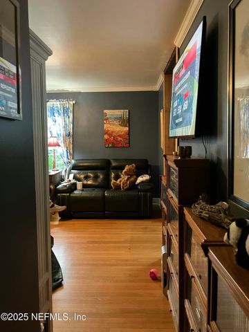 1375 CEDAR BAY Road, Jacksonville, FL 32218