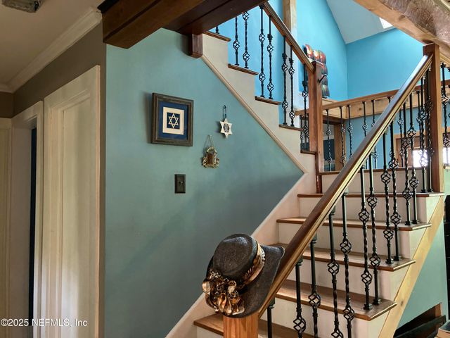 1375 CEDAR BAY Road, Jacksonville, FL 32218