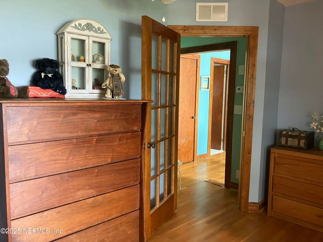 1375 CEDAR BAY Road, Jacksonville, FL 32218