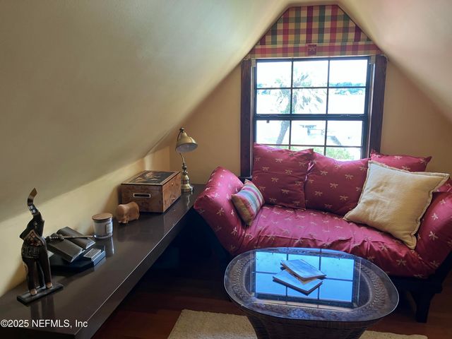 1375 CEDAR BAY Road, Jacksonville, FL 32218