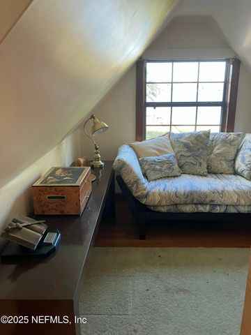 1375 CEDAR BAY Road, Jacksonville, FL 32218