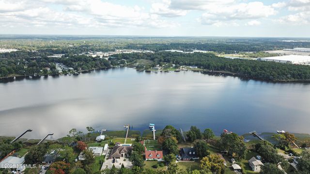 1375 CEDAR BAY Road, Jacksonville, FL 32218