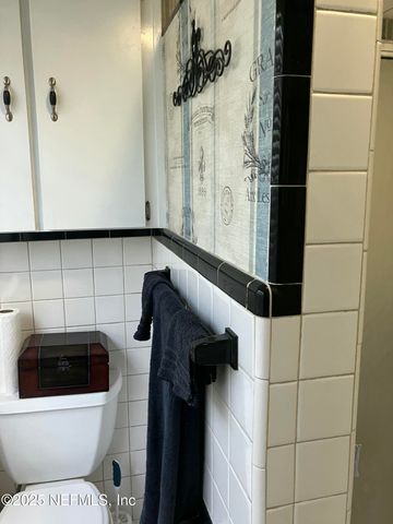 1375 CEDAR BAY Road, Jacksonville, FL 32218