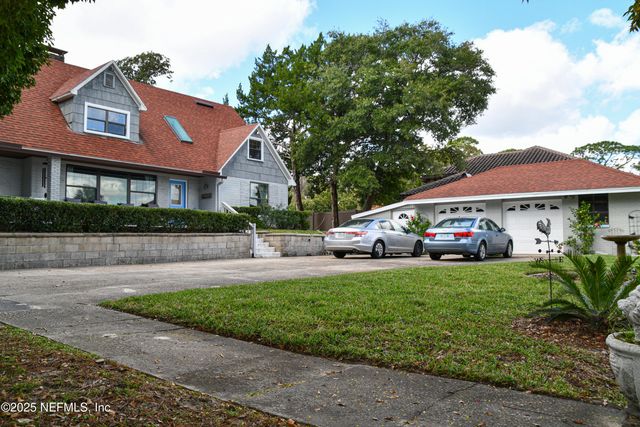 1375 CEDAR BAY Road, Jacksonville, FL 32218