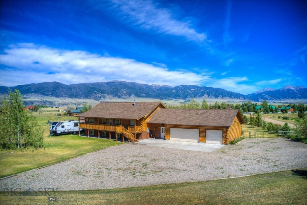 13 Coachman Lane, Mcallister, MT 59740