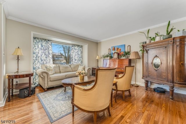 16 Aberdeen Cir, Raritan Twp., NJ 08822