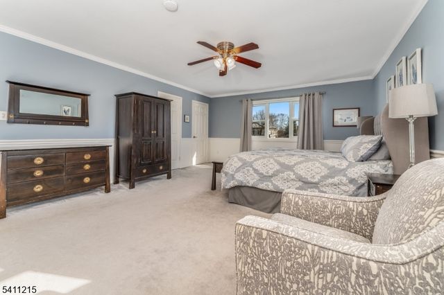 16 Aberdeen Cir, Raritan Twp., NJ 08822