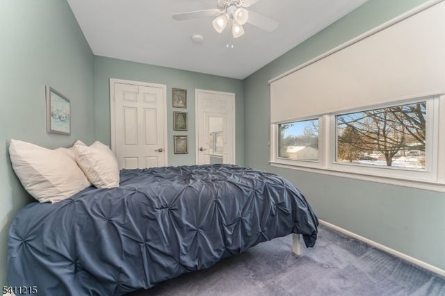 16 Aberdeen Cir, Raritan Twp., NJ 08822