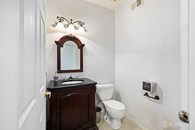 1042 Maxim Southard Road, Howell, NJ 07731