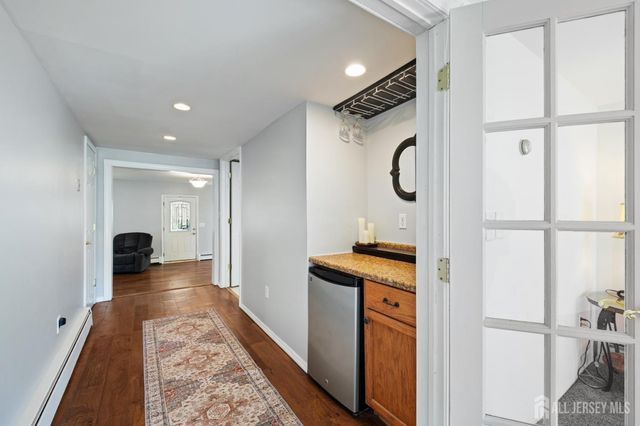 1042 Maxim Southard Road, Howell, NJ 07731